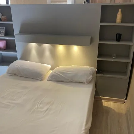 La Petite Maison Hébergement de vacances Lagorce (Ardeche)
